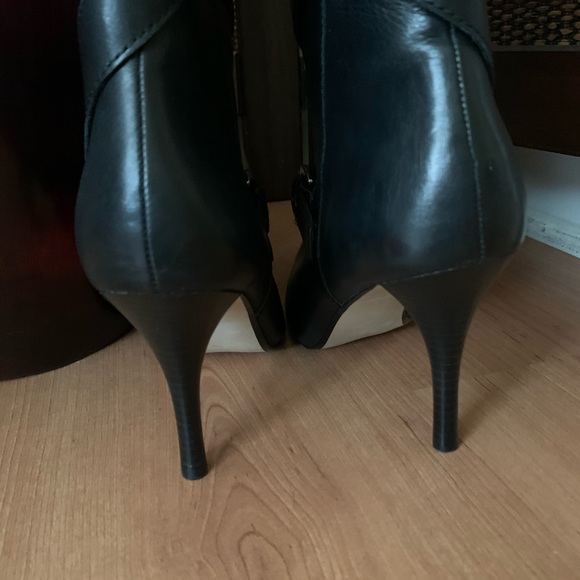 Brand New Nine West Knee Boots - Picture 3 of 8